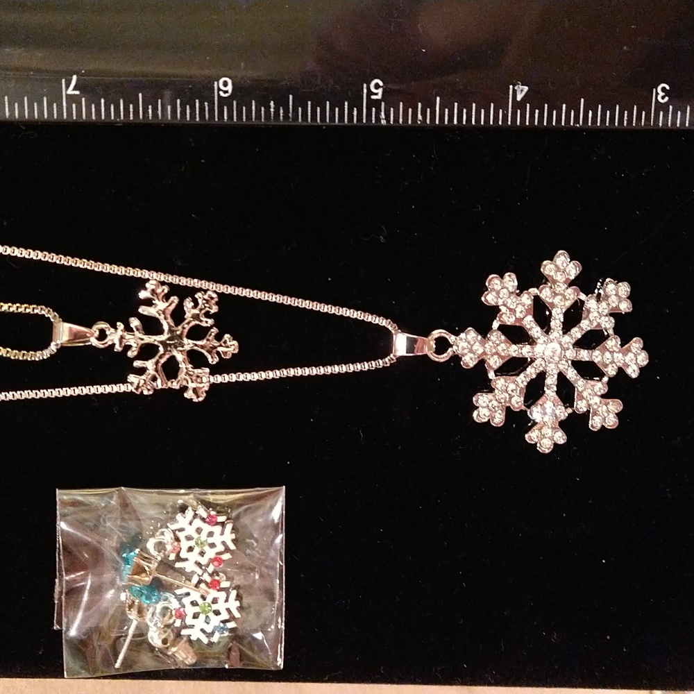 Double Chain Snow Flake necklace with Snow Flake dangle Earrings